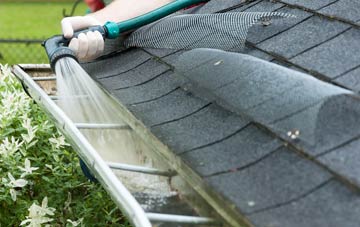 Far Oakridge gutter cleaning costs